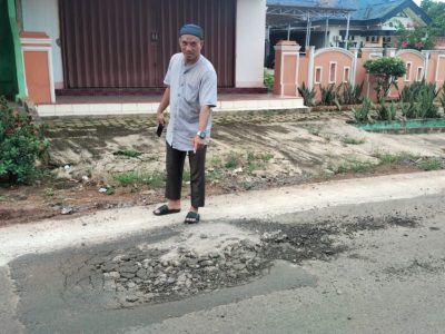 Baru Diperbaiki, Jalan Sukadana–Bumi Nabung Kembali Rusak, Warga Lampiaskan Kekecewaan di Media Sosial