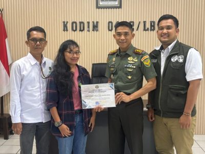Letnan Kolonel Inf Rinto terima Piagam Penghargaan dari Dirjen KSDAE Kementerian Kehutanan atas Peran Aktif pelestarian Harimau dan habitatnya.