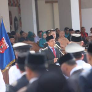 Bupati Parosil Lantik 13 Pejabat Eselon II dan Ratusan Pejabat Lain di Lingkup Pemkab Lampung Barat, Berikut Daftarnya!