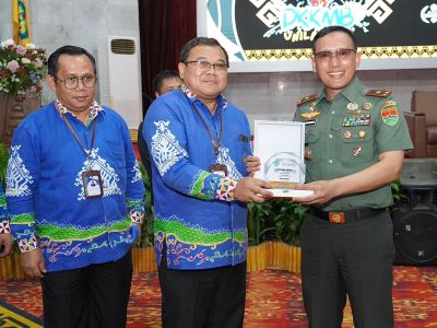 Danrem 043/Gatam Berikan Materi Wawasan Kebangsaan Kepada 4.000 Mahasiswa Baru Unila Tahun 2025