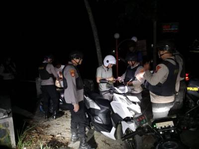 Pagi Dini Hari, Tim KRYD Polres Metro Sisir Kota Metro Cegah Kriminalitas