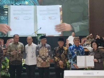 Penandatanganan Perjanjian Kerjasama Sinergi Pelaksanaan Tugas dan Fungsi Pengelolaan Keuangan Desa, Bupati/Walikota dan Kajari se-Provinsi Lampung