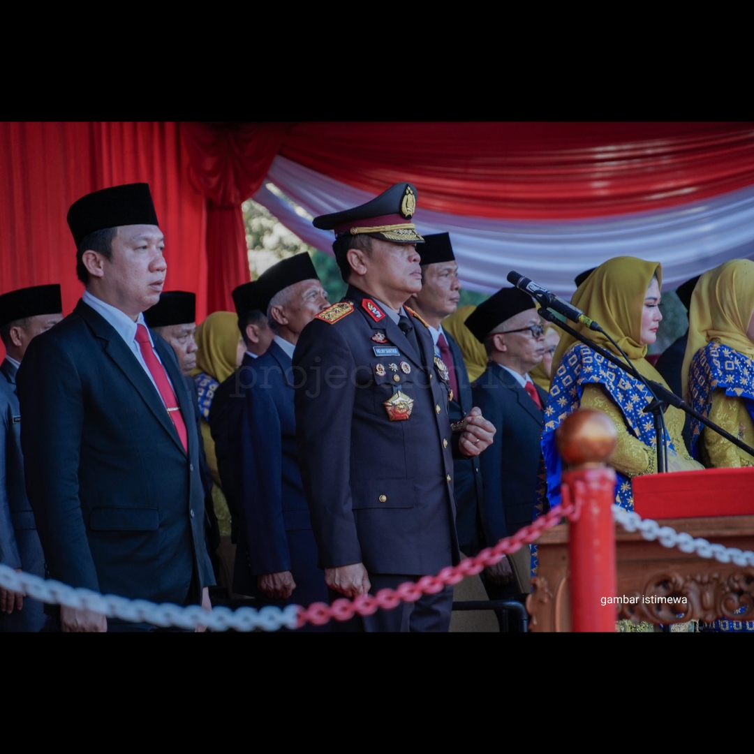 Kapolda Pimpin Upacara Penurunan Bendera HUT Ke-80 RI di Provinsi Lampung
