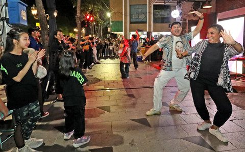 8 Ribu Warga Surabaya Berebut Menari di Mal, Hanya 1.000 yang Akan Tampil di “Indonesia Menari 2025”