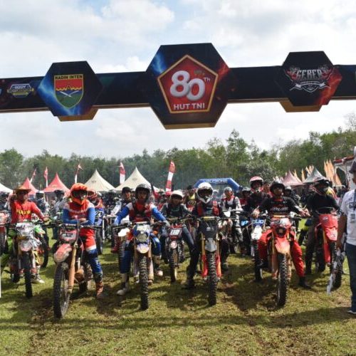 Pangdam XXI/Radin Inten Lepas 2.500 Offroader Trail Adventure Piala Panglima TNI di Way Berulu