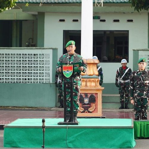 Kasdam XXI/Radin Inten Pimpin Upacara Bulanan, Sampaikan Amanat Pangdam Mayjen TNI Kristomei Sianturi
