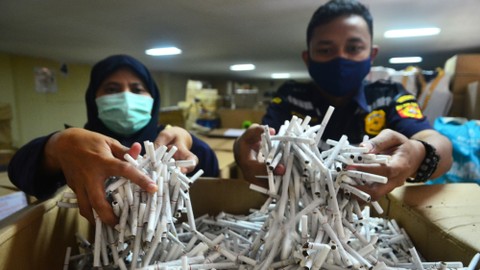 Menkeu Purbaya Diminta Gempur Rokok Ilegal demi Lindungi Penerimaan Negara dan Pekerja