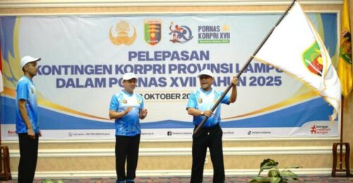 Gubernur Lampung Lepas Kontingen Korpri Provinsi Lampung Ke Pornas XVII Di Palembang