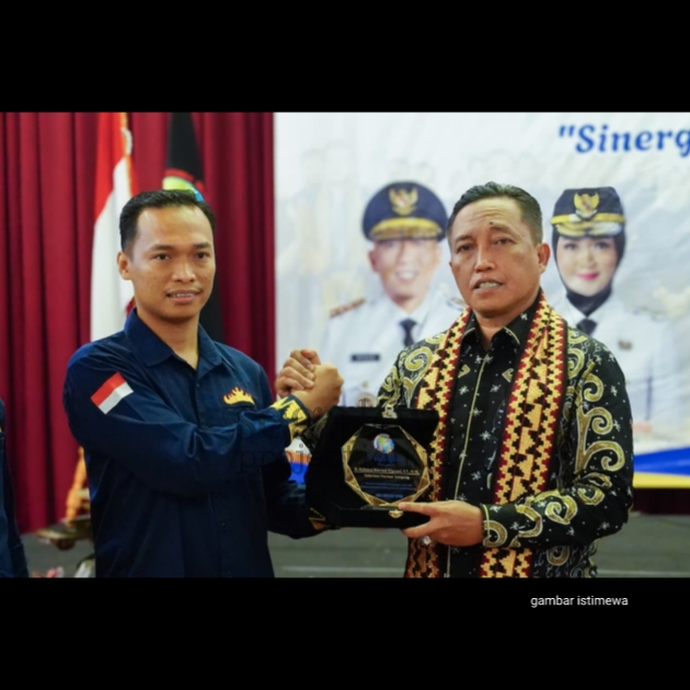 Gubernur Lampung: IWO Mitra Strategis dalam Membangun Ruang Publik yang Sehat dan Cerdas     Pada Milad ke-13, IWO Diharapkan Terus Hadirkan Jurnalisme Kritis, Konstruktif, dan Berintegritas