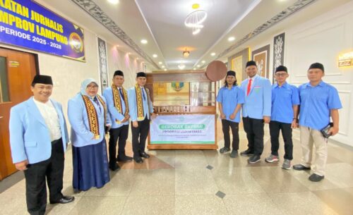 BKPRMI Lampung Serahkan Grobak dalam Program UMKM EMAS: Wujud Nyata Gerakan Bangun Ekonomi Masjid