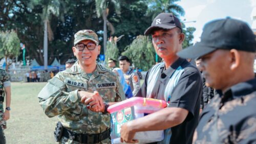 Gubernur Rahmat Mirzani Djausal dan Seluruh Unsur Forkopimda Ikuti Upacara HUT TNI ke-80