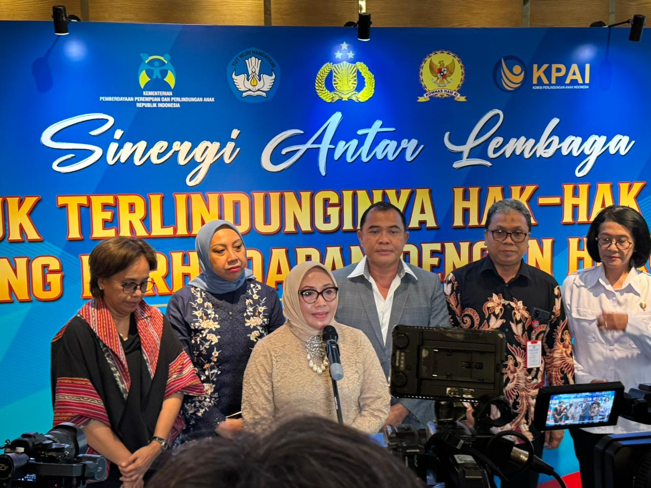 POLRI GELAR FGD SINERGI ANTAR LEMBAGA UNTUK PERLINDUNGAN HAK ANAK BERHADAPAN DENGAN HUKUM