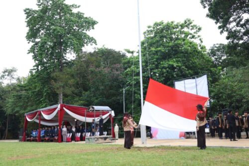 Peringati Hari Pahlawan, Rektor Serukan Semangat Juang