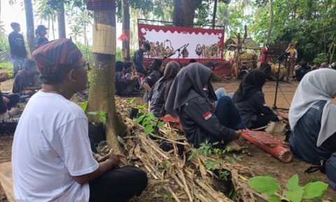 Di Bawah Pohon Merbau Tertua, Srawung Seni Sawah ke-5 Wayang Lampung Tegaskan Pesan Budaya dan Lingkungan