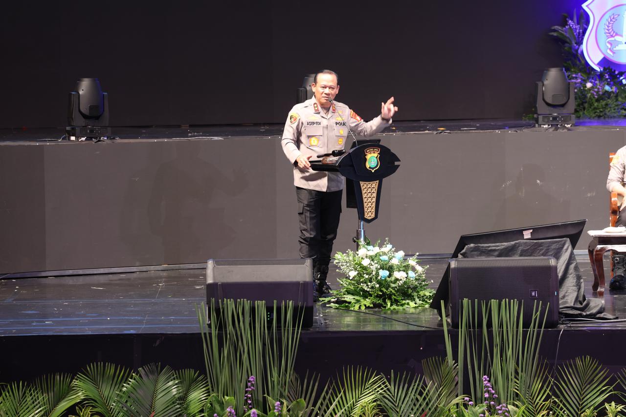 KAPOLDA METRO JAYA TEKANKAN KESIAPAN PERSONEL LEWAT TFG SISPAMKOTA