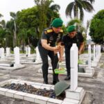 HUT ke-1 Kodam XXI/Radin Inten, Danrem 043/Gatam Ikuti Ziarah dan Bakti Kesehatan
